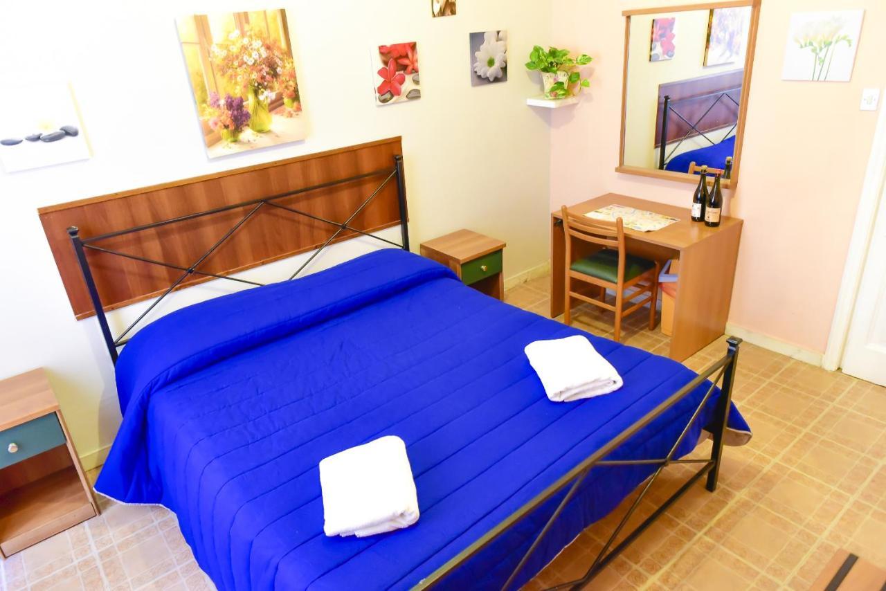 Casa Vacanza Frendy - Free Airport Transportation On Arrival If You Book An Apartment Of Minimum 3 Nights And 6 People Casa de hóspedes